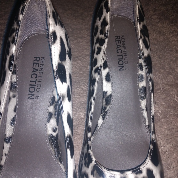 Black/white leopard print heels - Picture 3 of 4